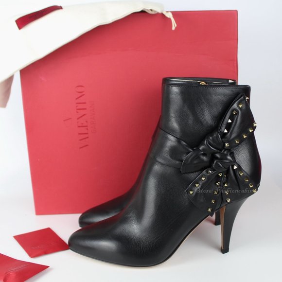 NEW Valentino Garavani Rockstud Heeled Leather Bow Ankle Boots - Picture 2 of 16